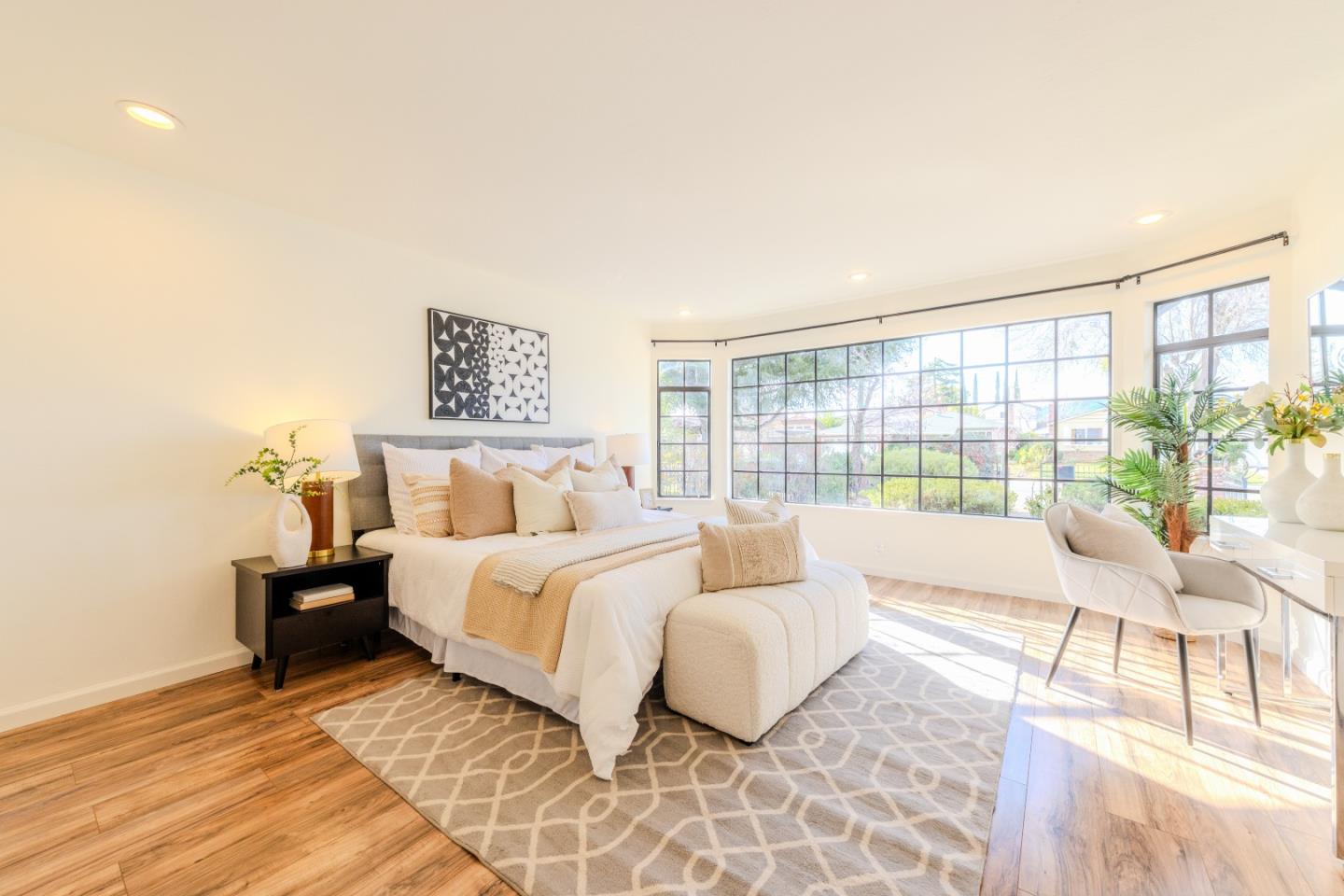 Detail Gallery Image 10 of 26 For 5745 Harder St, San Jose,  CA 95129 - 5 Beds | 3 Baths