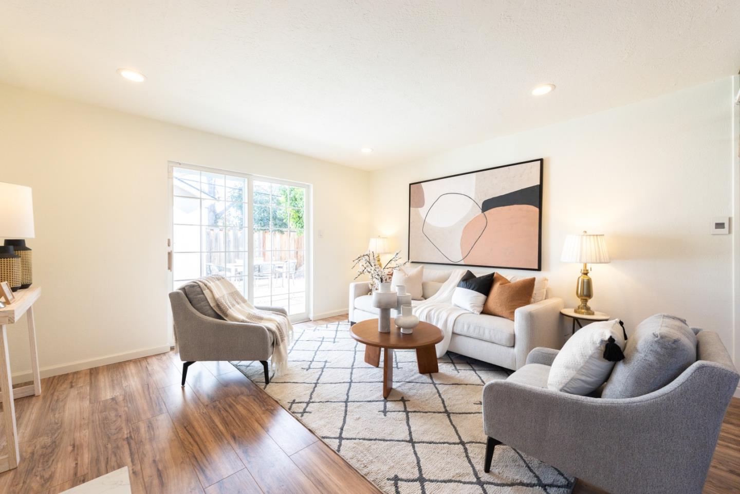 Detail Gallery Image 8 of 26 For 5745 Harder St, San Jose,  CA 95129 - 5 Beds | 3 Baths