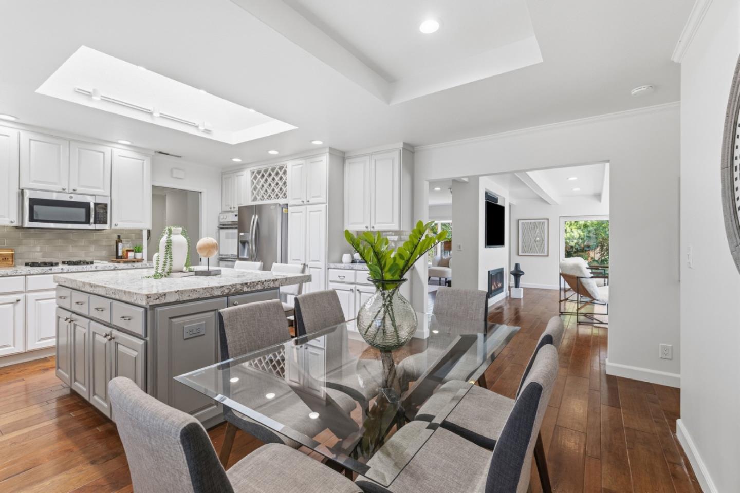 Detail Gallery Image 14 of 61 For 1248 Camino Pablo, San Jose,  CA 95125 - 3 Beds | 3 Baths