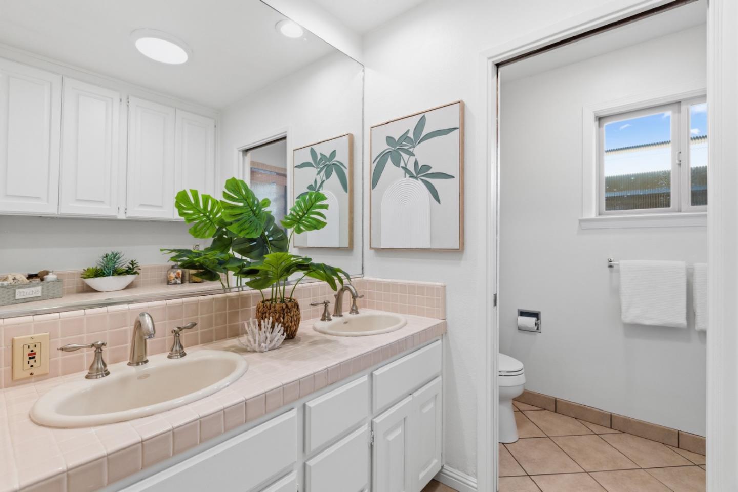 Detail Gallery Image 28 of 61 For 1248 Camino Pablo, San Jose,  CA 95125 - 3 Beds | 3 Baths