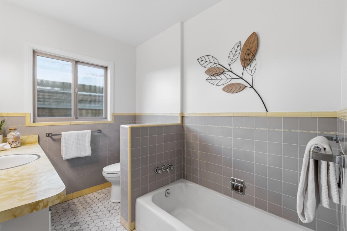 Detail Gallery Image 32 of 61 For 1248 Camino Pablo, San Jose,  CA 95125 - 3 Beds | 3 Baths