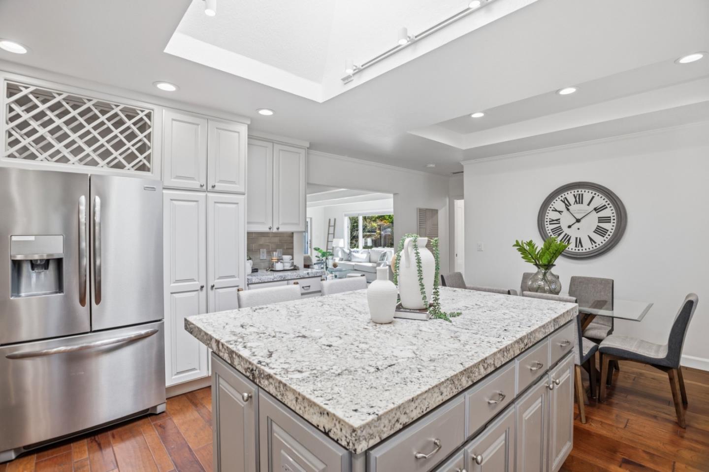 Detail Gallery Image 8 of 61 For 1248 Camino Pablo, San Jose,  CA 95125 - 3 Beds | 3 Baths