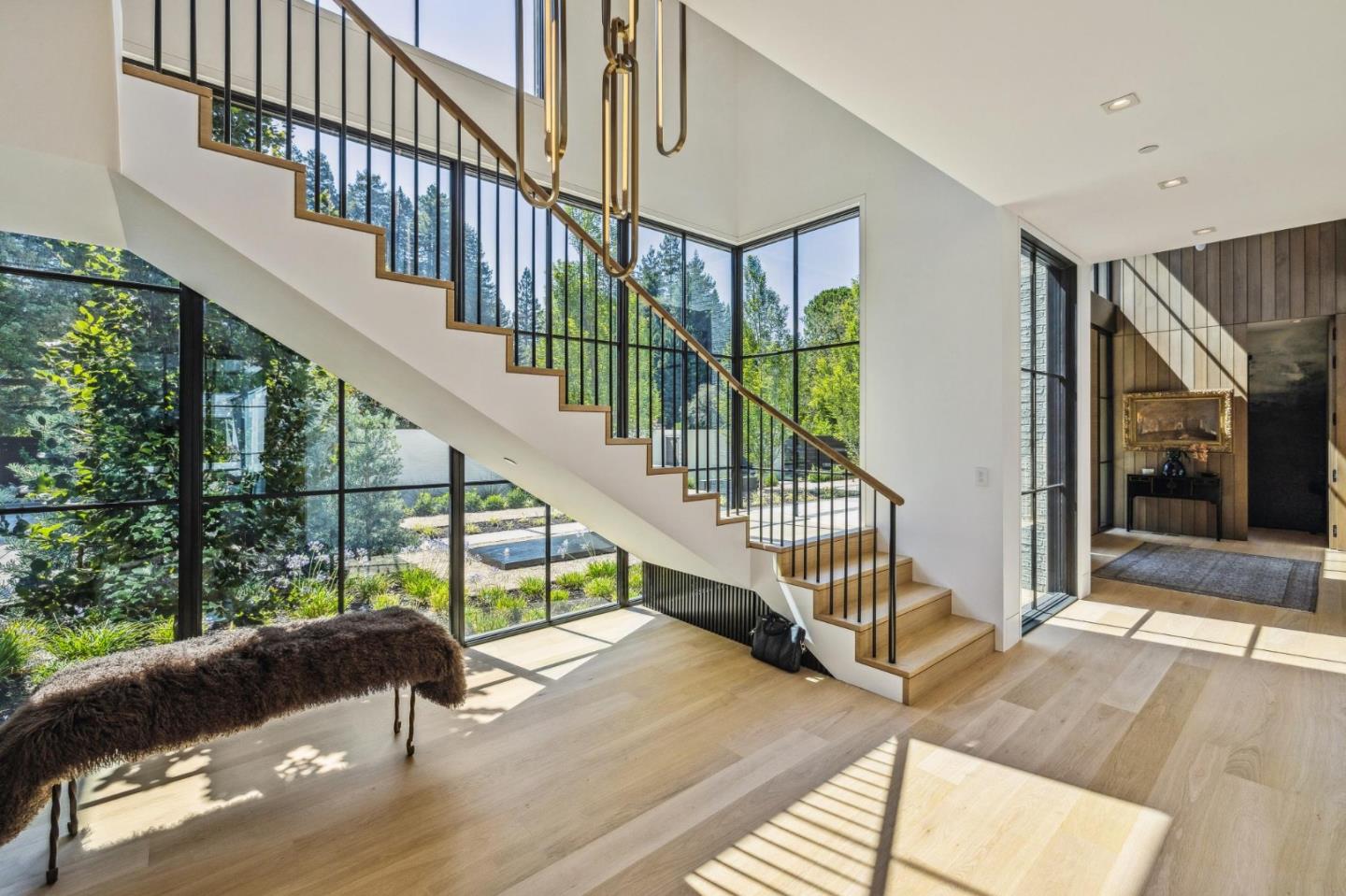 Detail Gallery Image 14 of 29 For 196 Patricia Dr, Atherton,  CA 94027 - 5 Beds | 5/3 Baths