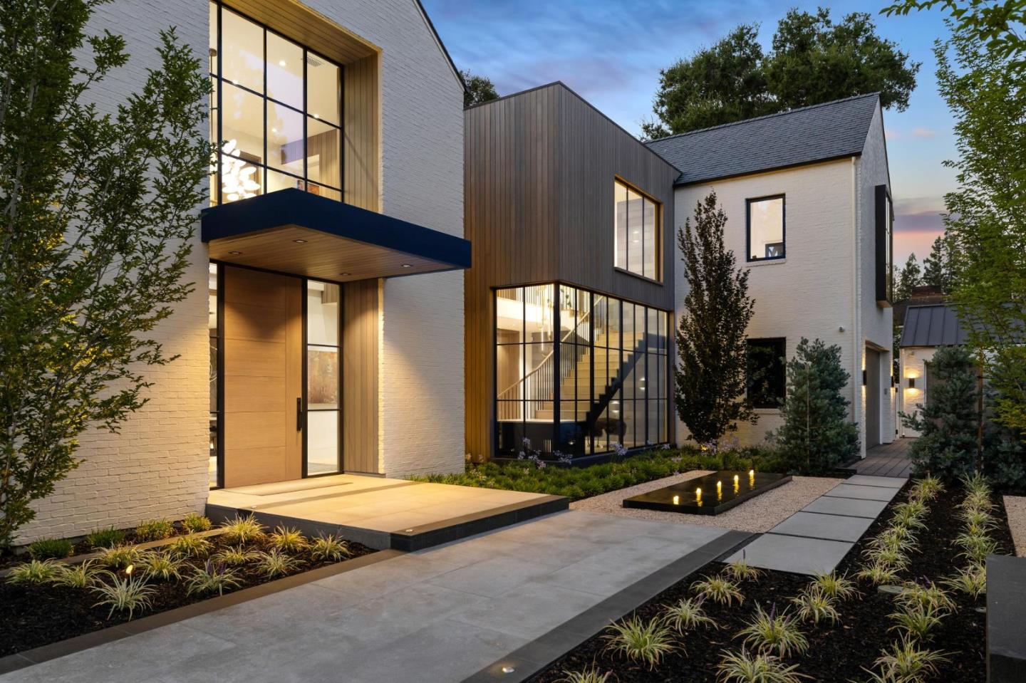 Detail Gallery Image 3 of 29 For 196 Patricia Dr, Atherton,  CA 94027 - 5 Beds | 5/3 Baths