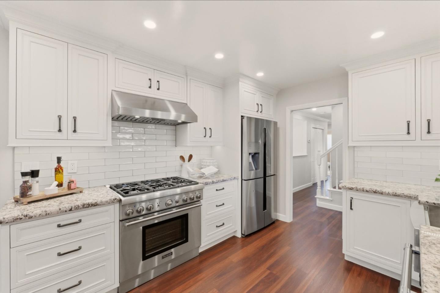 Detail Gallery Image 11 of 80 For 5265 Taft Dr, San Jose,  CA 95124 - 6 Beds | 3 Baths