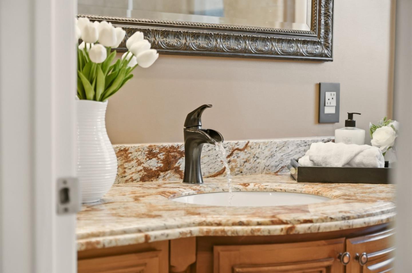 Detail Gallery Image 43 of 80 For 5265 Taft Dr, San Jose,  CA 95124 - 6 Beds | 3 Baths