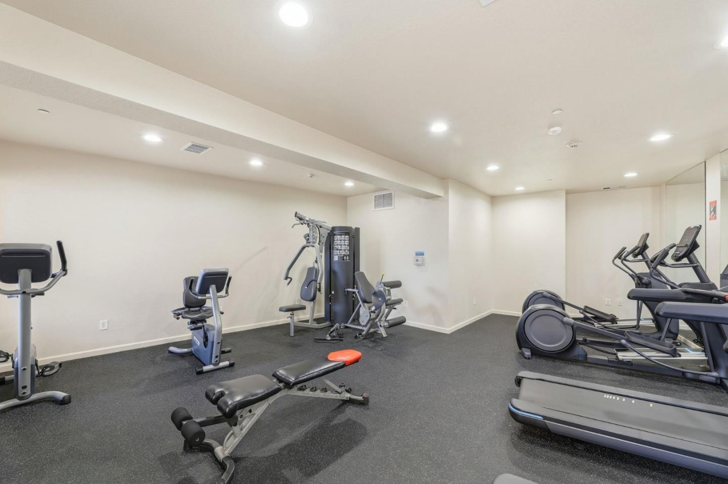 Detail Gallery Image 21 of 34 For 1445 Fruitdale Ave #313,  San Jose,  CA 95128 - 2 Beds | 2 Baths