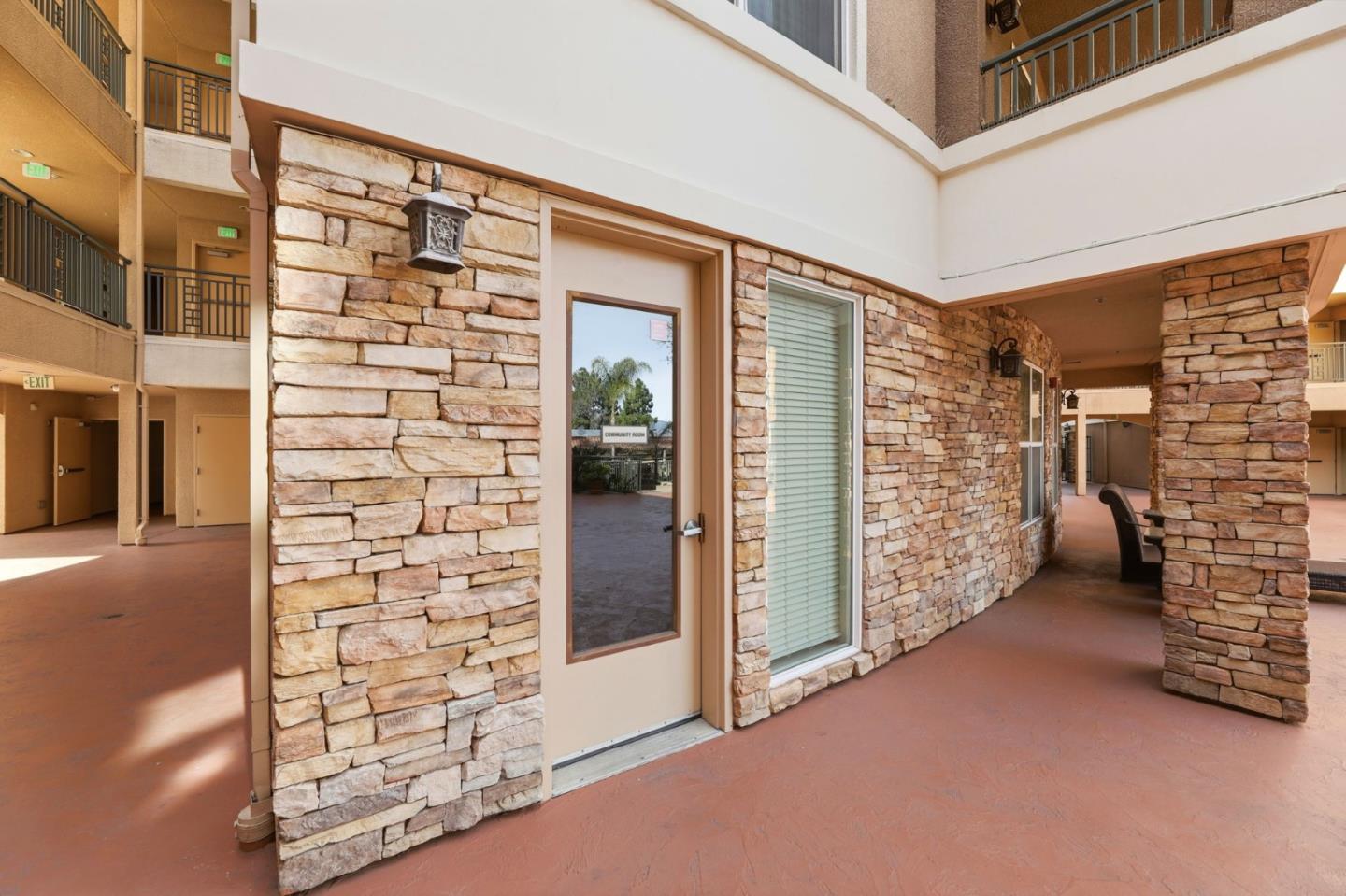 Detail Gallery Image 29 of 34 For 1445 Fruitdale Ave #313,  San Jose,  CA 95128 - 2 Beds | 2 Baths