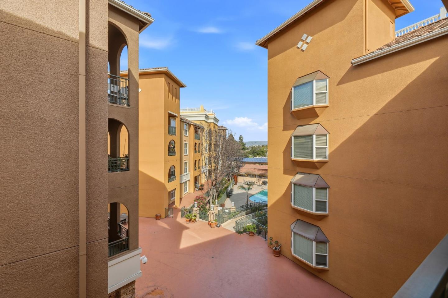 Detail Gallery Image 32 of 34 For 1445 Fruitdale Ave #313,  San Jose,  CA 95128 - 2 Beds | 2 Baths