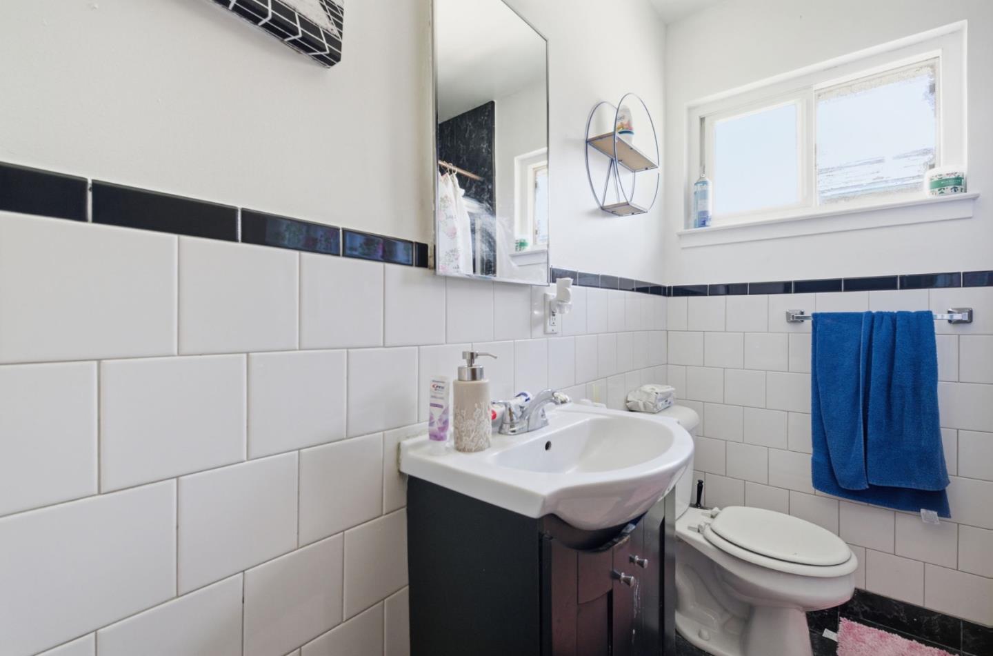 Detail Gallery Image 23 of 52 For 931 Vermont St, San Jose,  CA 95126 - – Beds | – Baths