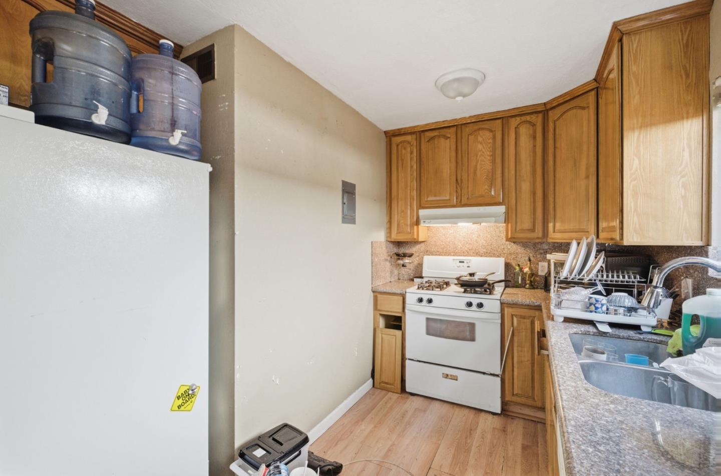 Detail Gallery Image 40 of 52 For 931 Vermont St, San Jose,  CA 95126 - – Beds | – Baths