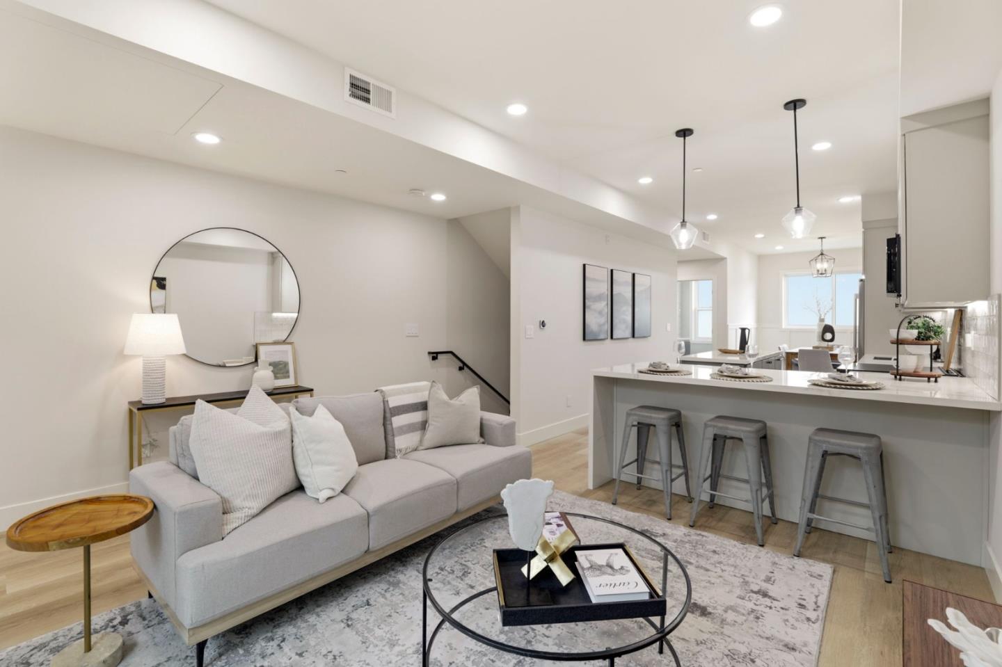 Photo #1: ML82036289 Listing: Photo #1