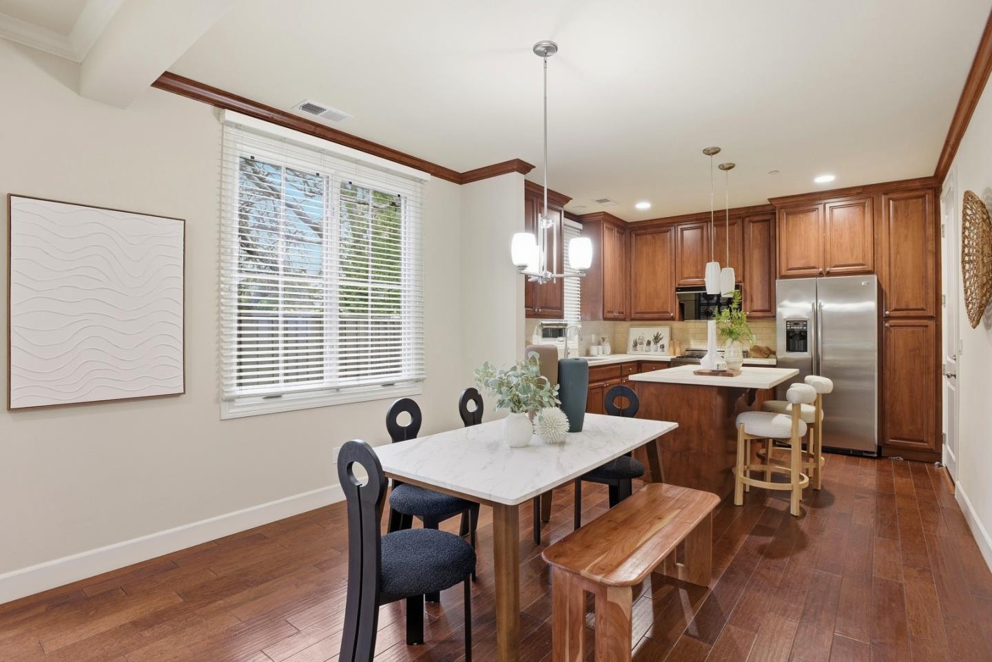 Detail Gallery Image 15 of 52 For 15 Ludina Way, Redwood City,  CA 94061 - 3 Beds | 2/1 Baths