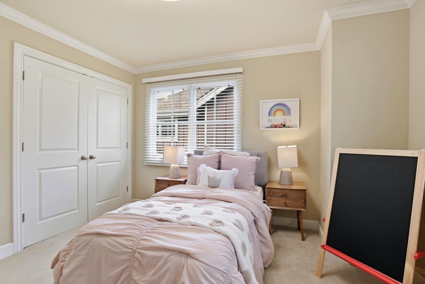 Detail Gallery Image 33 of 52 For 15 Ludina Way, Redwood City,  CA 94061 - 3 Beds | 2/1 Baths