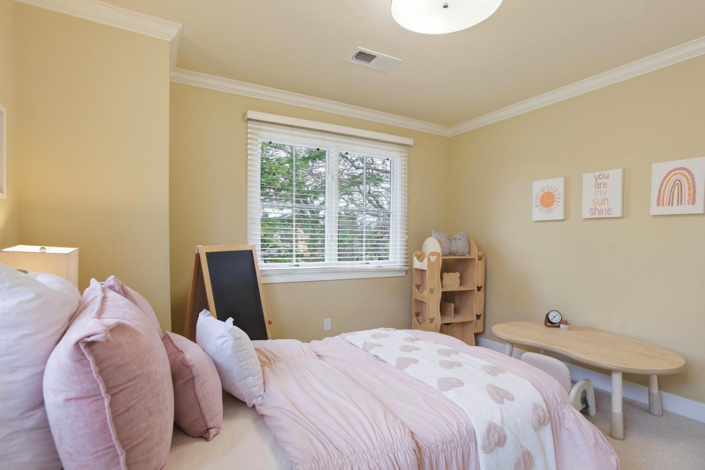Detail Gallery Image 34 of 52 For 15 Ludina Way, Redwood City,  CA 94061 - 3 Beds | 2/1 Baths