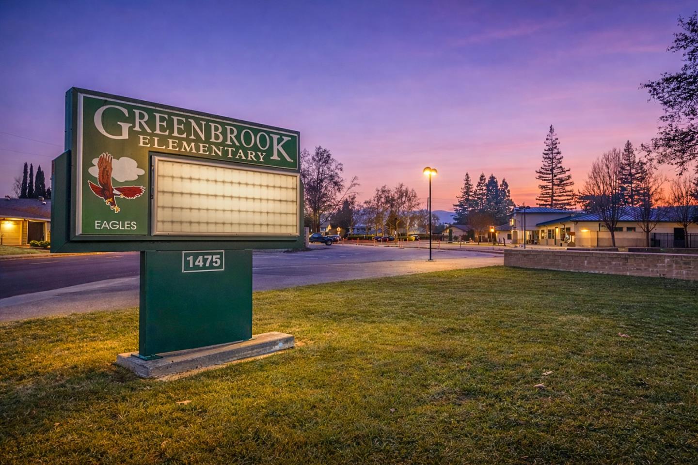 Detail Gallery Image 34 of 39 For 125 Larkwood Cir, Danville,  CA 94526 - 5 Beds | 2/1 Baths