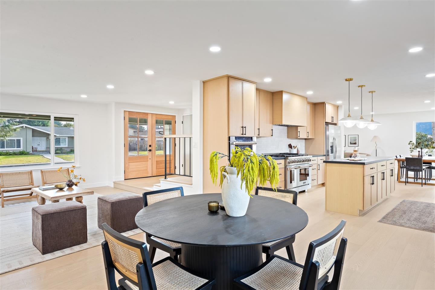 Detail Gallery Image 6 of 39 For 125 Larkwood Cir, Danville,  CA 94526 - 5 Beds | 2/1 Baths