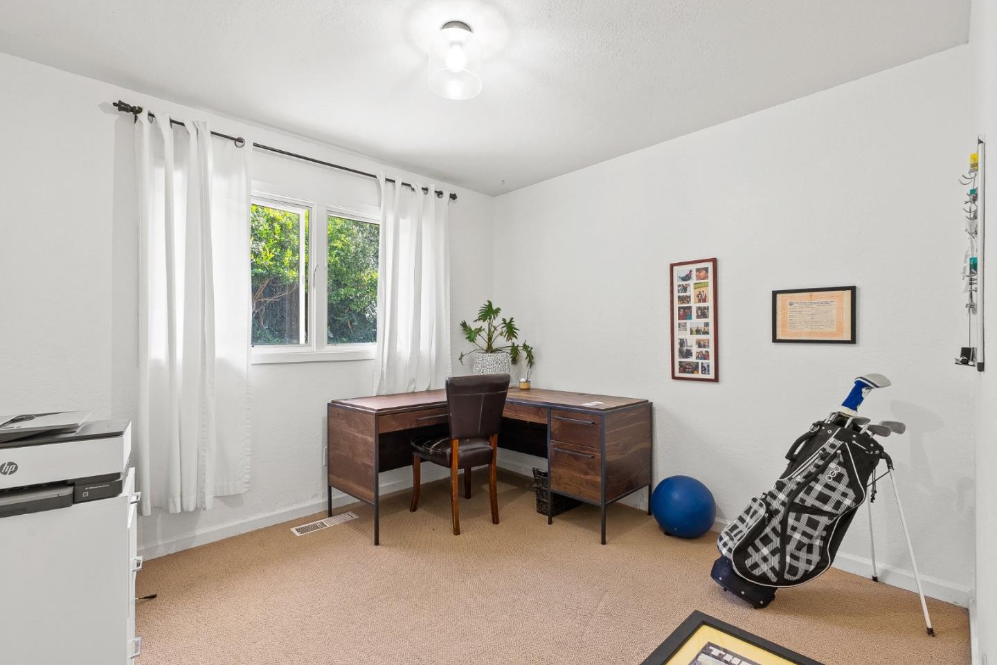 Detail Gallery Image 10 of 45 For 14832 Mossy Oak Pl, Salinas,  CA 93907 - 4 Beds | 2 Baths