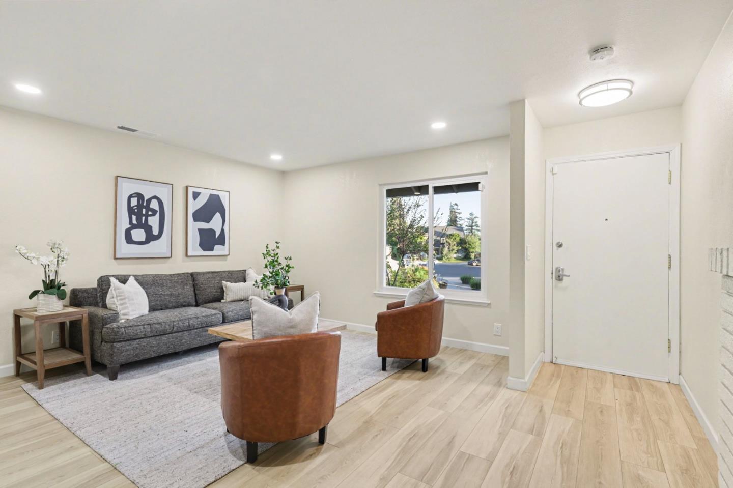 Detail Gallery Image 10 of 41 For 3485 Rubion Ct, San Jose,  CA 95148 - 3 Beds | 2 Baths