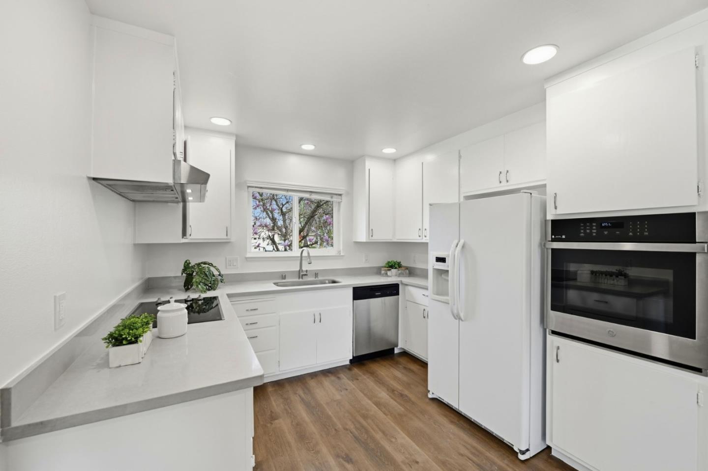 Detail Gallery Image 7 of 27 For 2154 Barrett Ave, San Jose,  CA 95124 - 3 Beds | 2 Baths