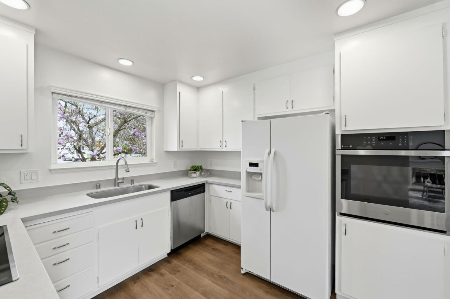 Detail Gallery Image 8 of 27 For 2154 Barrett Ave, San Jose,  CA 95124 - 3 Beds | 2 Baths