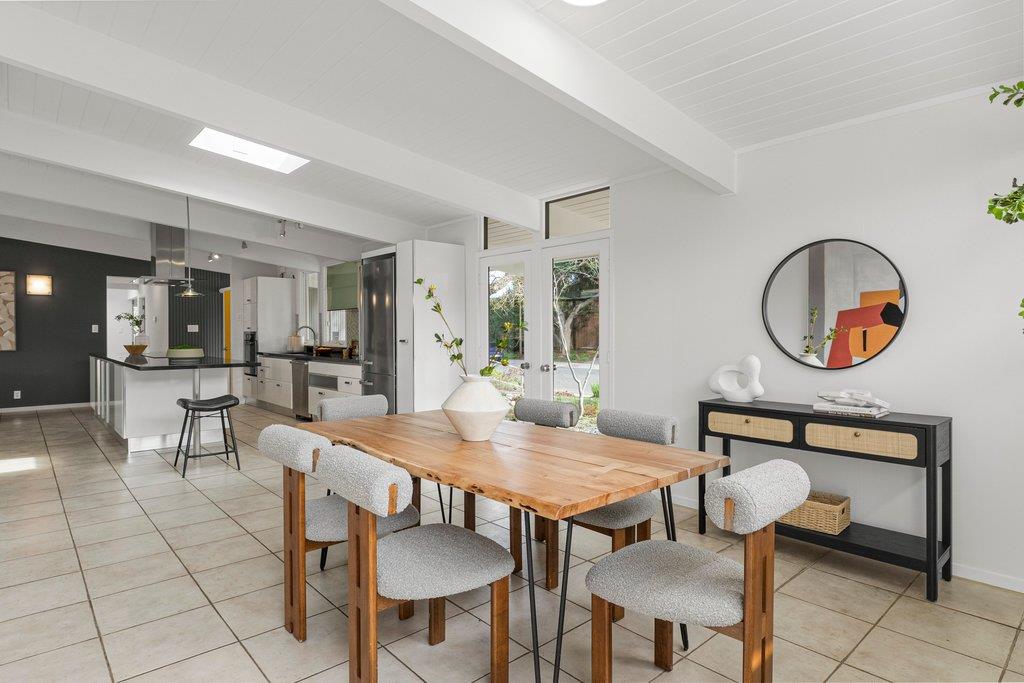 Detail Gallery Image 24 of 73 For 829 Talisman Dr, Palo Alto,  CA 94303 - 4 Beds | 2/1 Baths