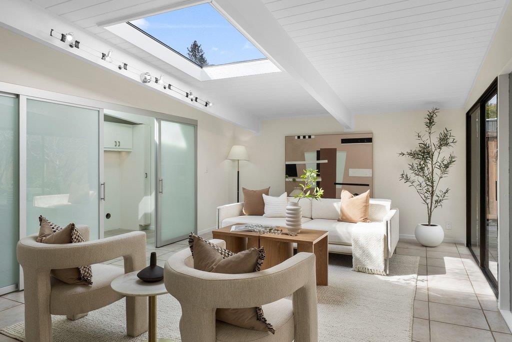 Detail Gallery Image 26 of 73 For 829 Talisman Dr, Palo Alto,  CA 94303 - 4 Beds | 2/1 Baths