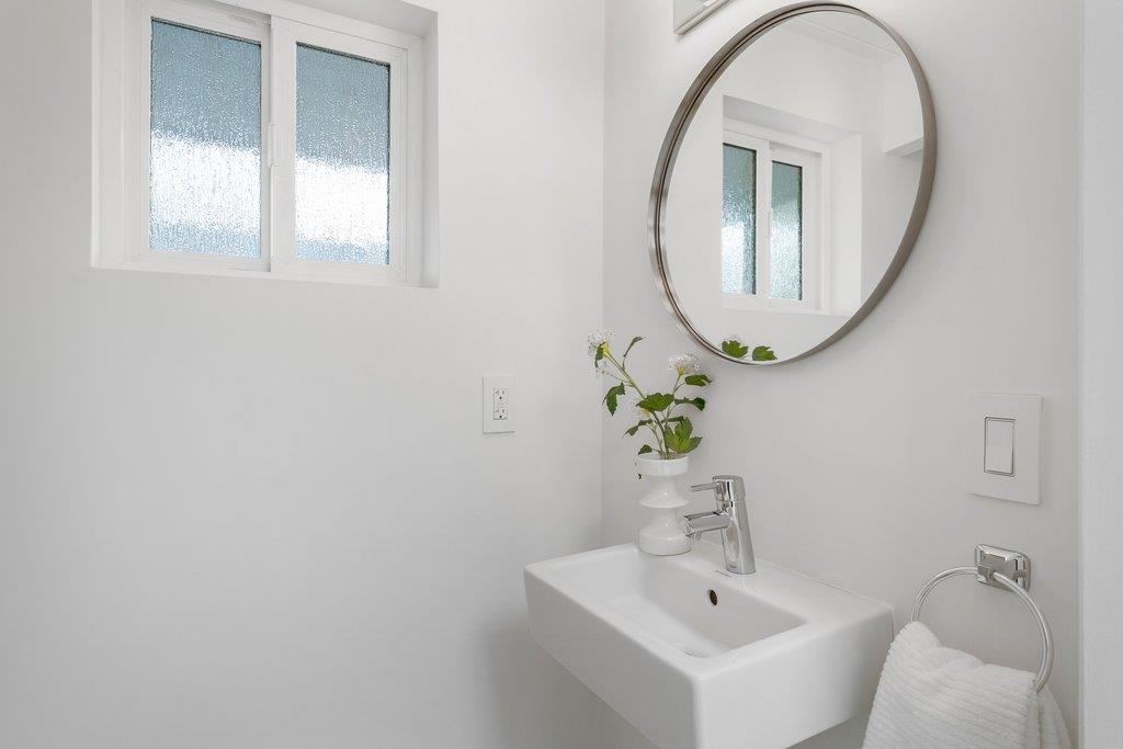 Detail Gallery Image 32 of 73 For 829 Talisman Dr, Palo Alto,  CA 94303 - 4 Beds | 2/1 Baths