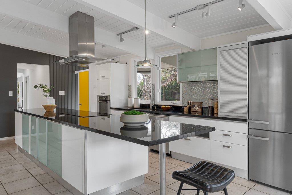 Detail Gallery Image 35 of 73 For 829 Talisman Dr, Palo Alto,  CA 94303 - 4 Beds | 2/1 Baths