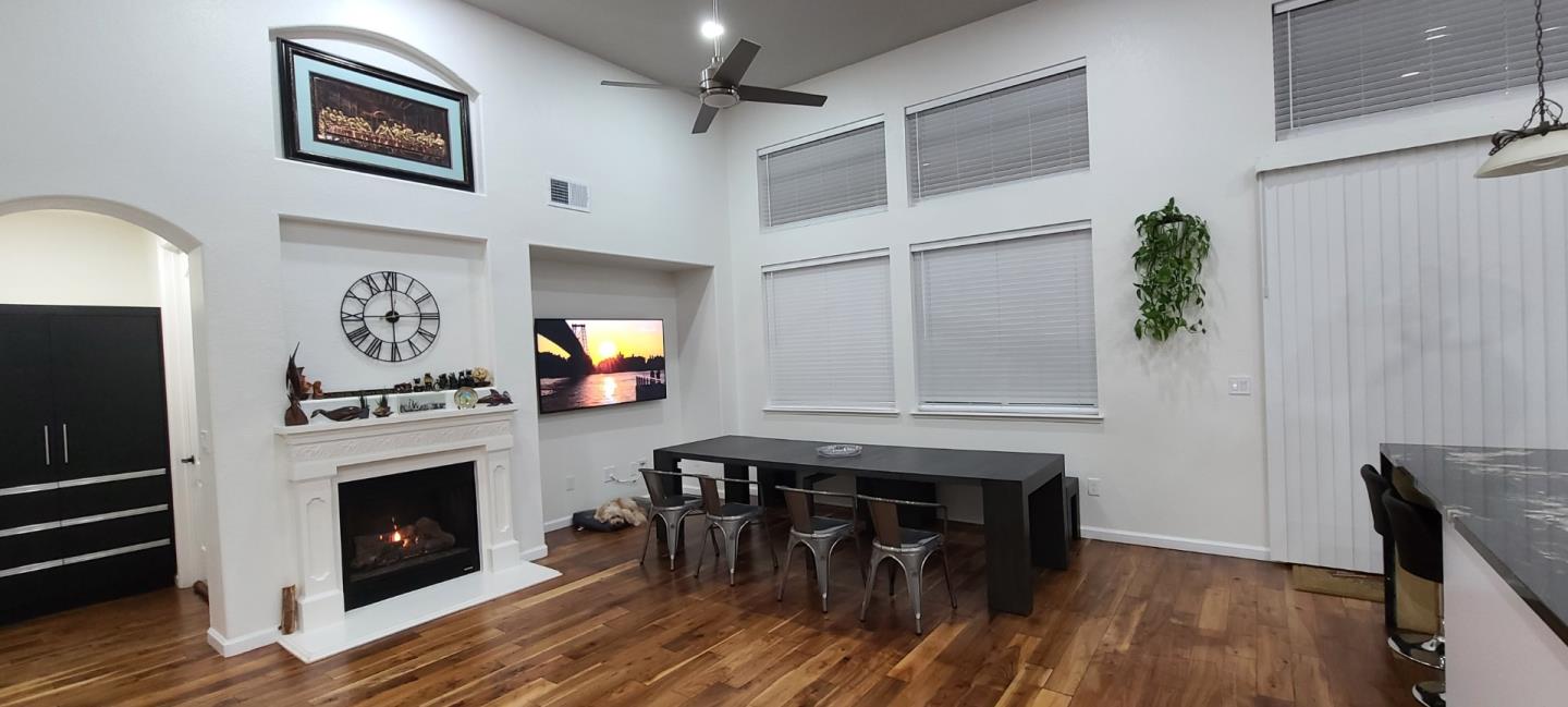 Detail Gallery Image 17 of 29 For 10133 Annie St, Elk Grove,  CA 95757 - 3 Beds | 2/1 Baths