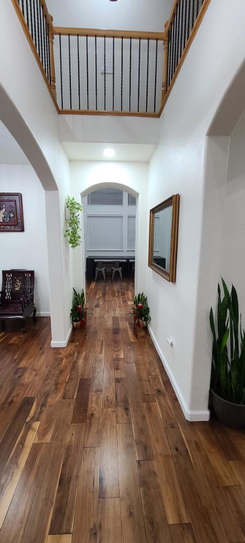 Detail Gallery Image 5 of 29 For 10133 Annie St, Elk Grove,  CA 95757 - 3 Beds | 2/1 Baths