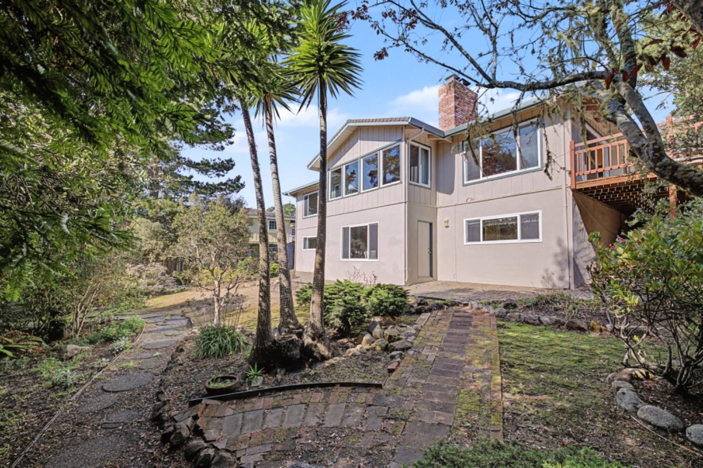 Detail Gallery Image 30 of 36 For 3076 Strawberry Hill Rd, Pebble Beach,  CA 93953 - 3 Beds | 3 Baths