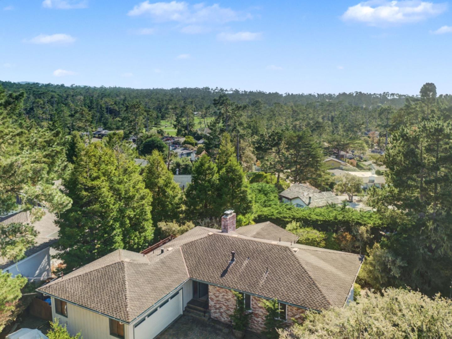 Detail Gallery Image 32 of 36 For 3076 Strawberry Hill Rd, Pebble Beach,  CA 93953 - 3 Beds | 3 Baths