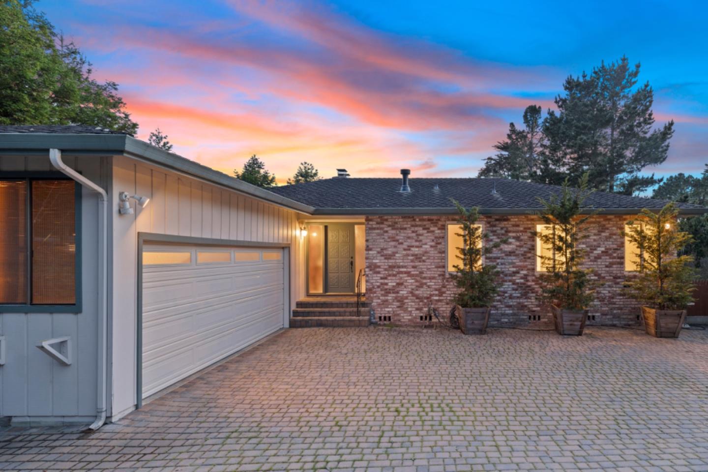 Detail Gallery Image 35 of 36 For 3076 Strawberry Hill Rd, Pebble Beach,  CA 93953 - 3 Beds | 3 Baths