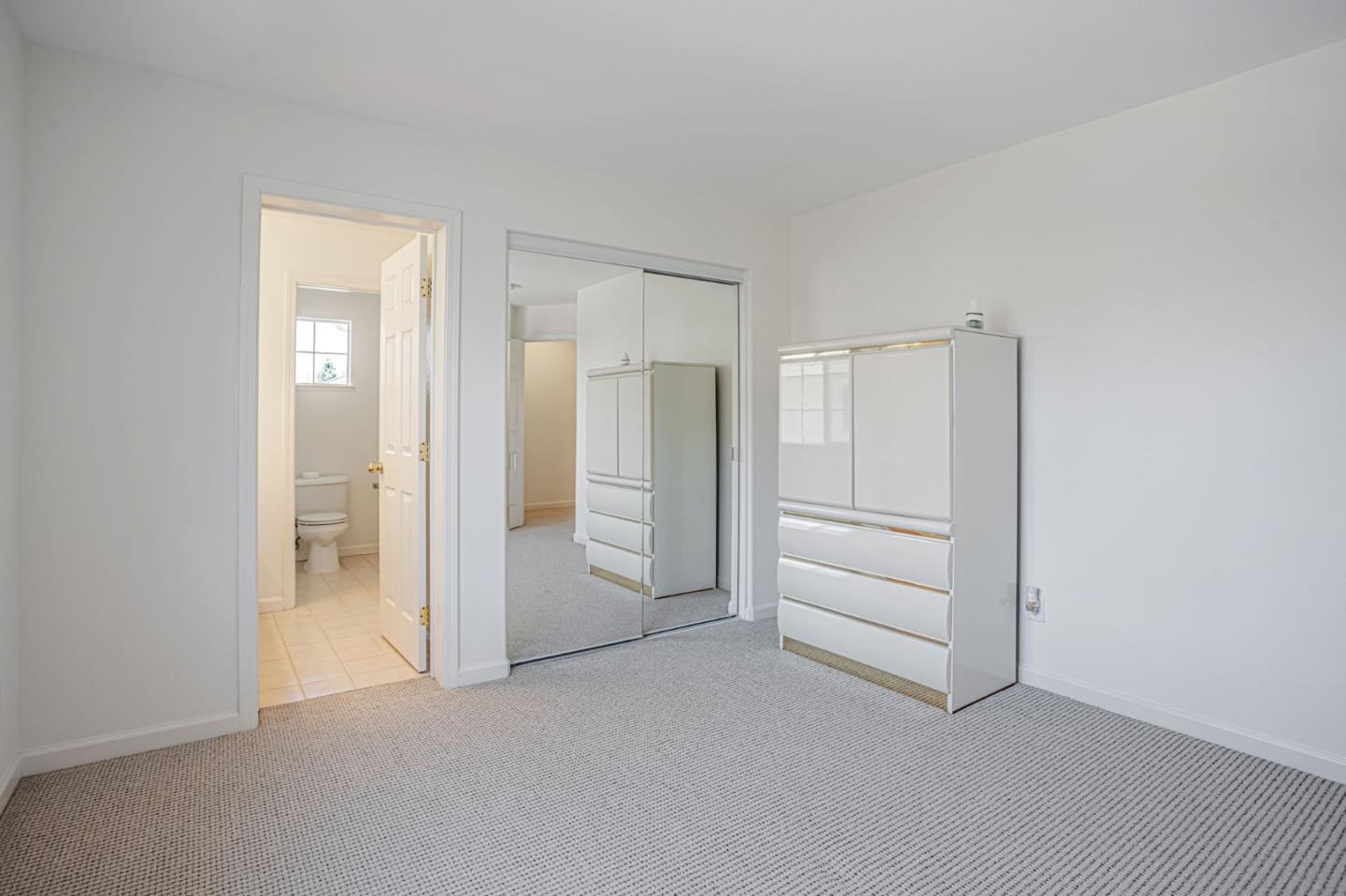 Detail Gallery Image 32 of 61 For 2856 Rebecca Dr, Fairfield,  CA 94533 - 4 Beds | 4 Baths