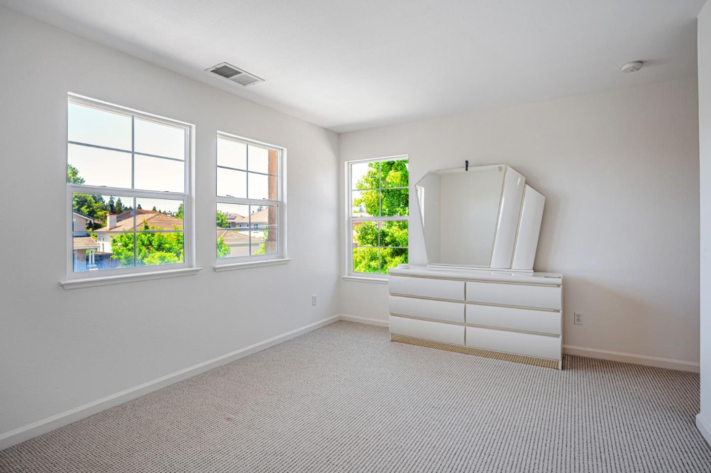 Detail Gallery Image 34 of 61 For 2856 Rebecca Dr, Fairfield,  CA 94533 - 4 Beds | 4 Baths