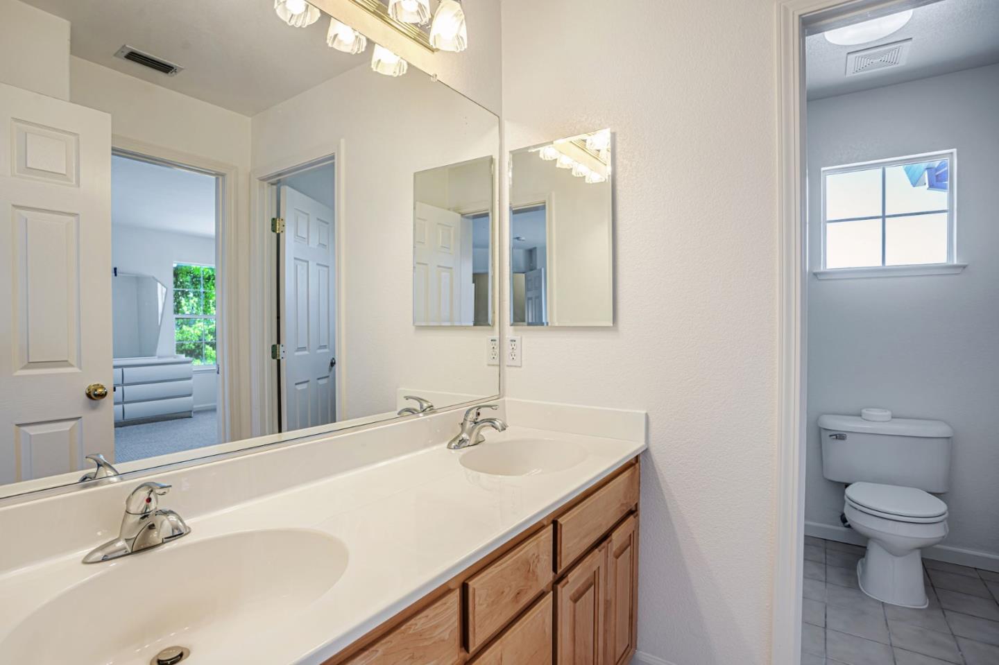 Detail Gallery Image 45 of 61 For 2856 Rebecca Dr, Fairfield,  CA 94533 - 4 Beds | 4 Baths