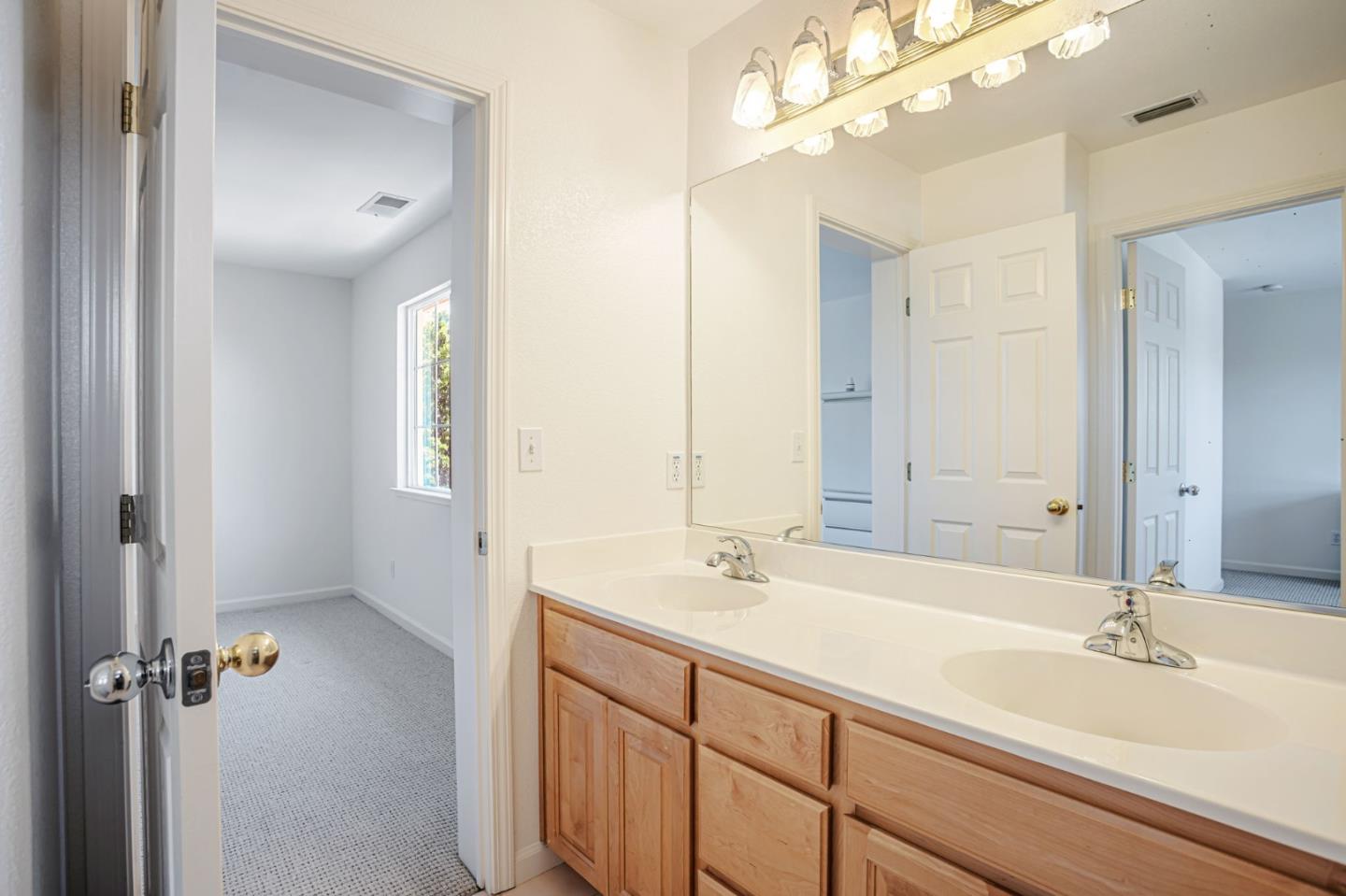 Detail Gallery Image 46 of 61 For 2856 Rebecca Dr, Fairfield,  CA 94533 - 4 Beds | 4 Baths