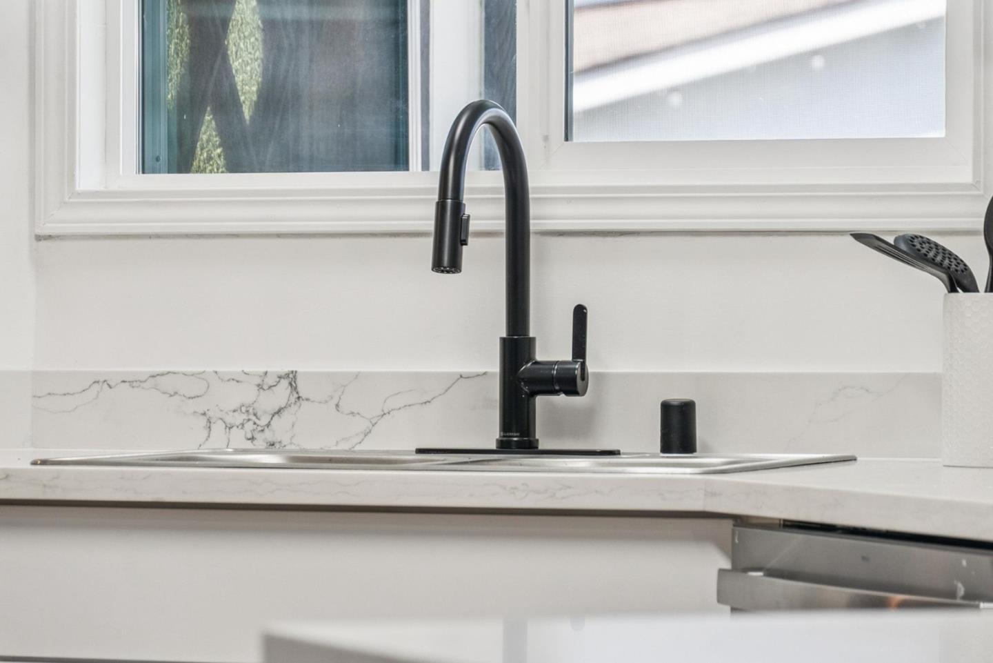 Detail Gallery Image 25 of 59 For 423 Chateau La Salle Dr #423,  San Jose,  CA 95111 - 2 Beds | 2 Baths