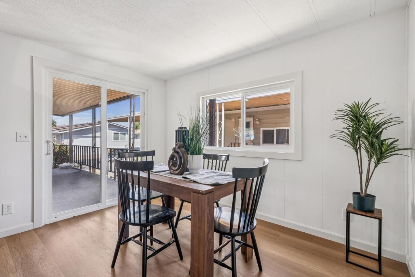 Detail Gallery Image 39 of 59 For 423 Chateau La Salle Dr #423,  San Jose,  CA 95111 - 2 Beds | 2 Baths