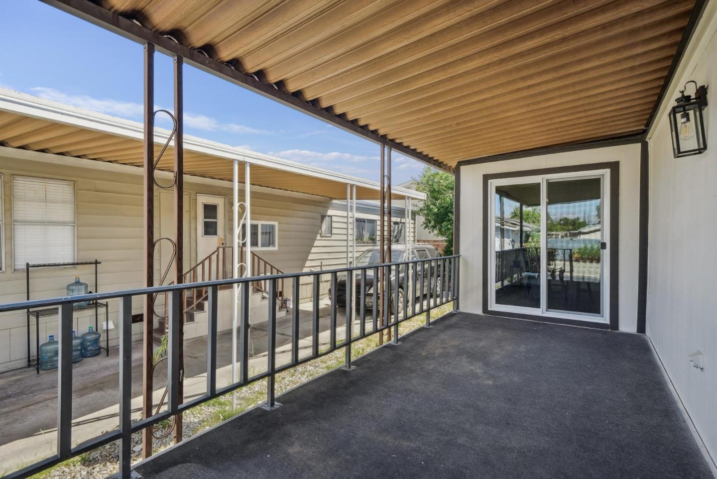 Detail Gallery Image 5 of 59 For 423 Chateau La Salle Dr #423,  San Jose,  CA 95111 - 2 Beds | 2 Baths