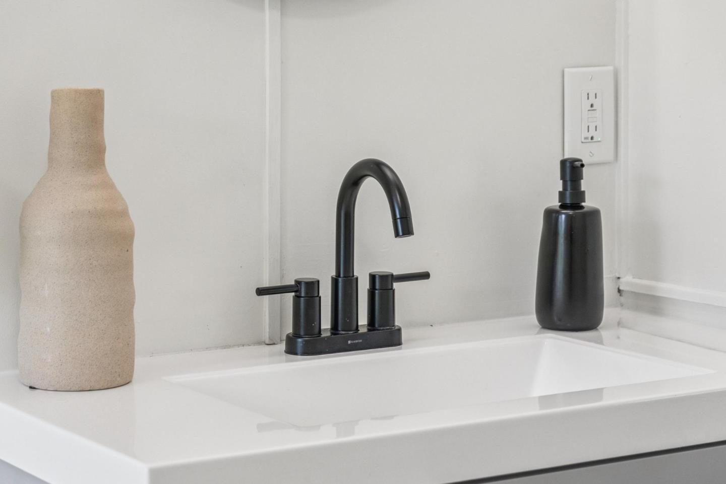 Detail Gallery Image 50 of 59 For 423 Chateau La Salle Dr #423,  San Jose,  CA 95111 - 2 Beds | 2 Baths