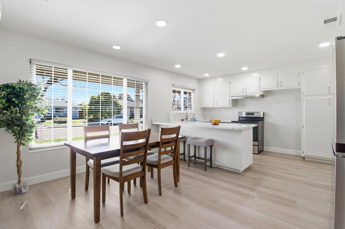 Detail Gallery Image 13 of 29 For 4067 Alvarado St, Pleasanton,  CA 94566 - 3 Beds | 2 Baths