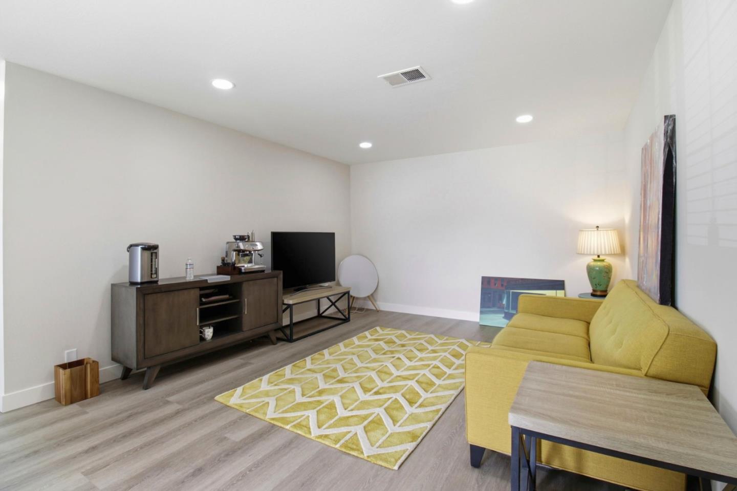 Detail Gallery Image 2 of 29 For 4067 Alvarado St, Pleasanton,  CA 94566 - 3 Beds | 2 Baths