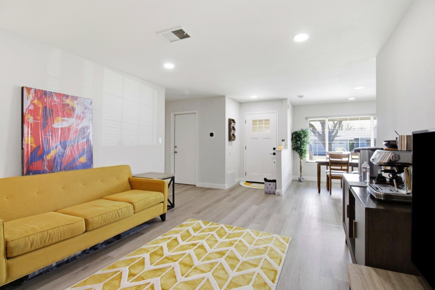 Detail Gallery Image 4 of 29 For 4067 Alvarado St, Pleasanton,  CA 94566 - 3 Beds | 2 Baths