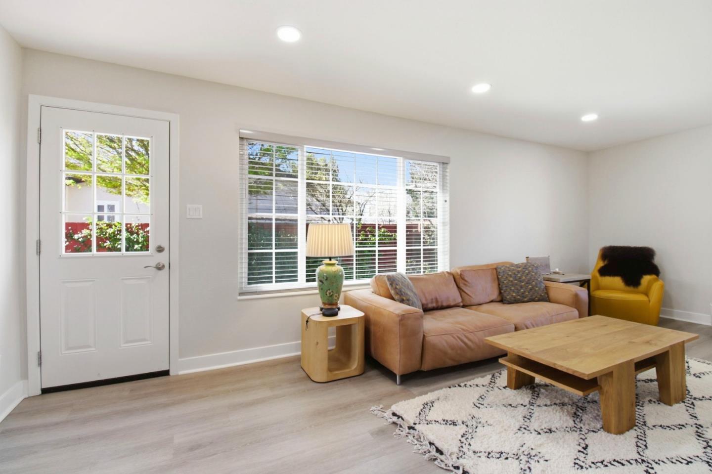 Detail Gallery Image 6 of 29 For 4067 Alvarado St, Pleasanton,  CA 94566 - 3 Beds | 2 Baths