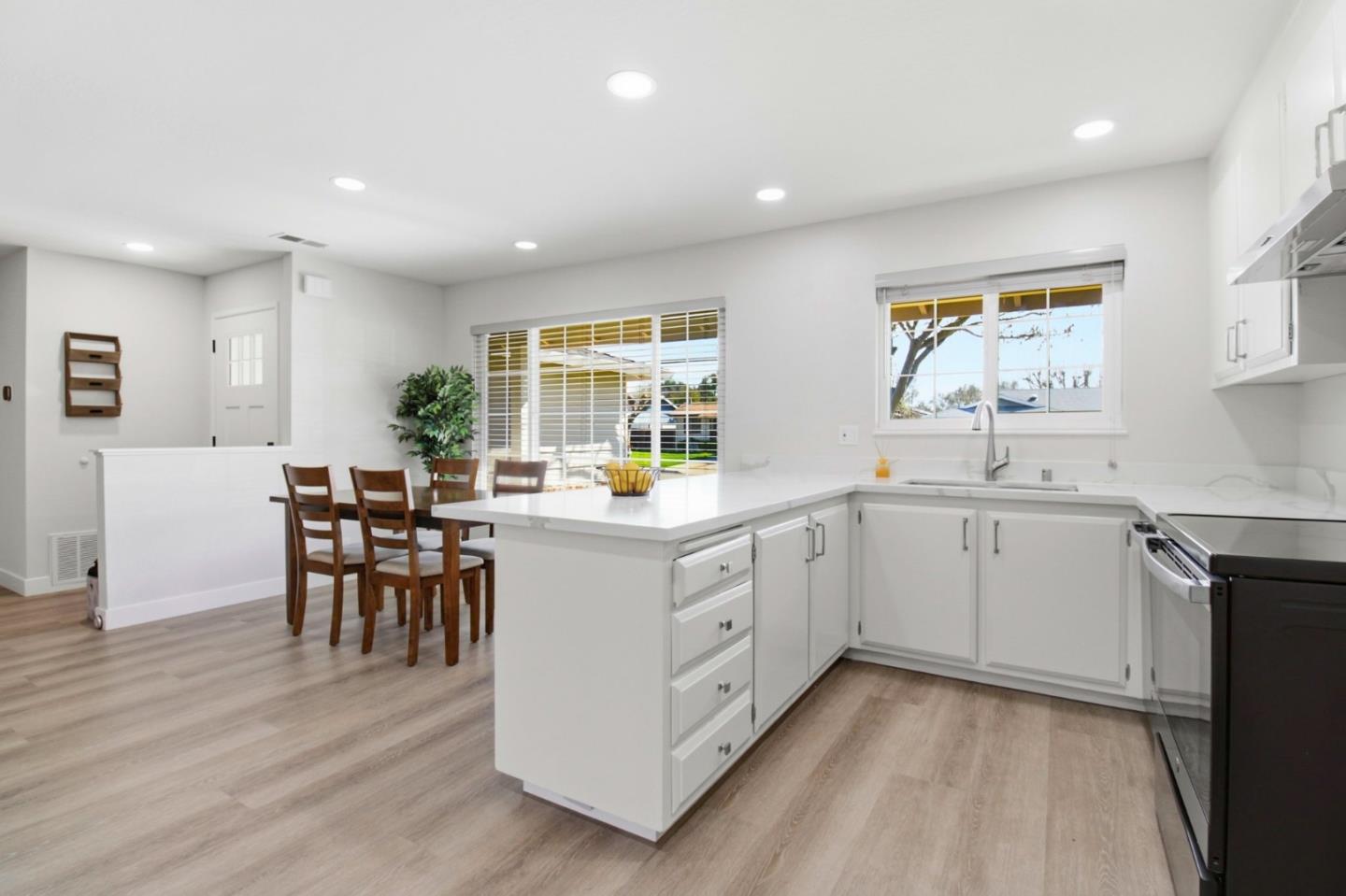 Detail Gallery Image 9 of 29 For 4067 Alvarado St, Pleasanton,  CA 94566 - 3 Beds | 2 Baths