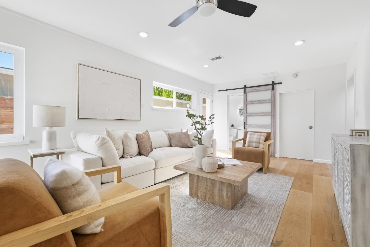 Detail Gallery Image 12 of 48 For 285 W Arbor Ave, Sunnyvale,  CA 94085 - 3 Beds | 2 Baths