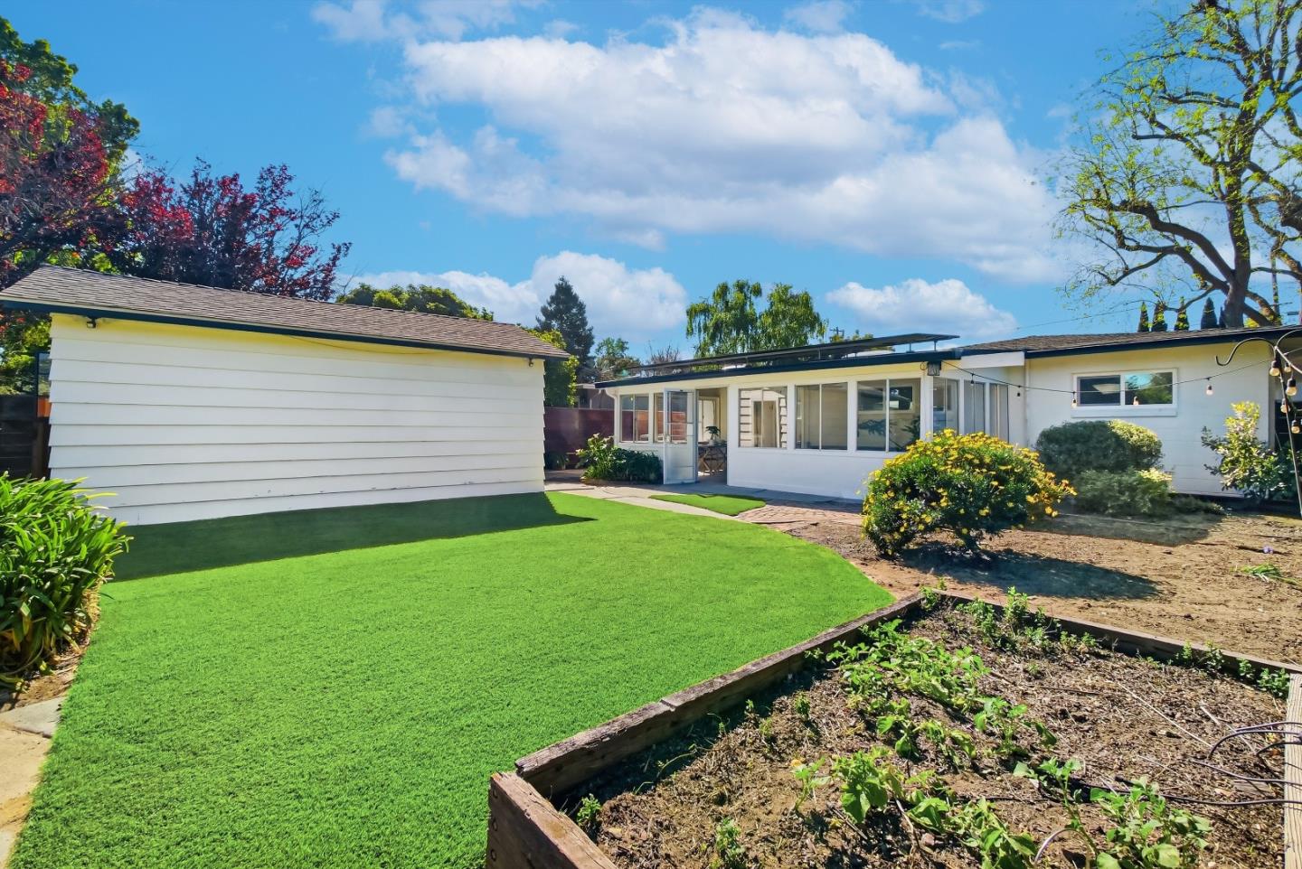 Detail Gallery Image 37 of 48 For 285 W Arbor Ave, Sunnyvale,  CA 94085 - 3 Beds | 2 Baths