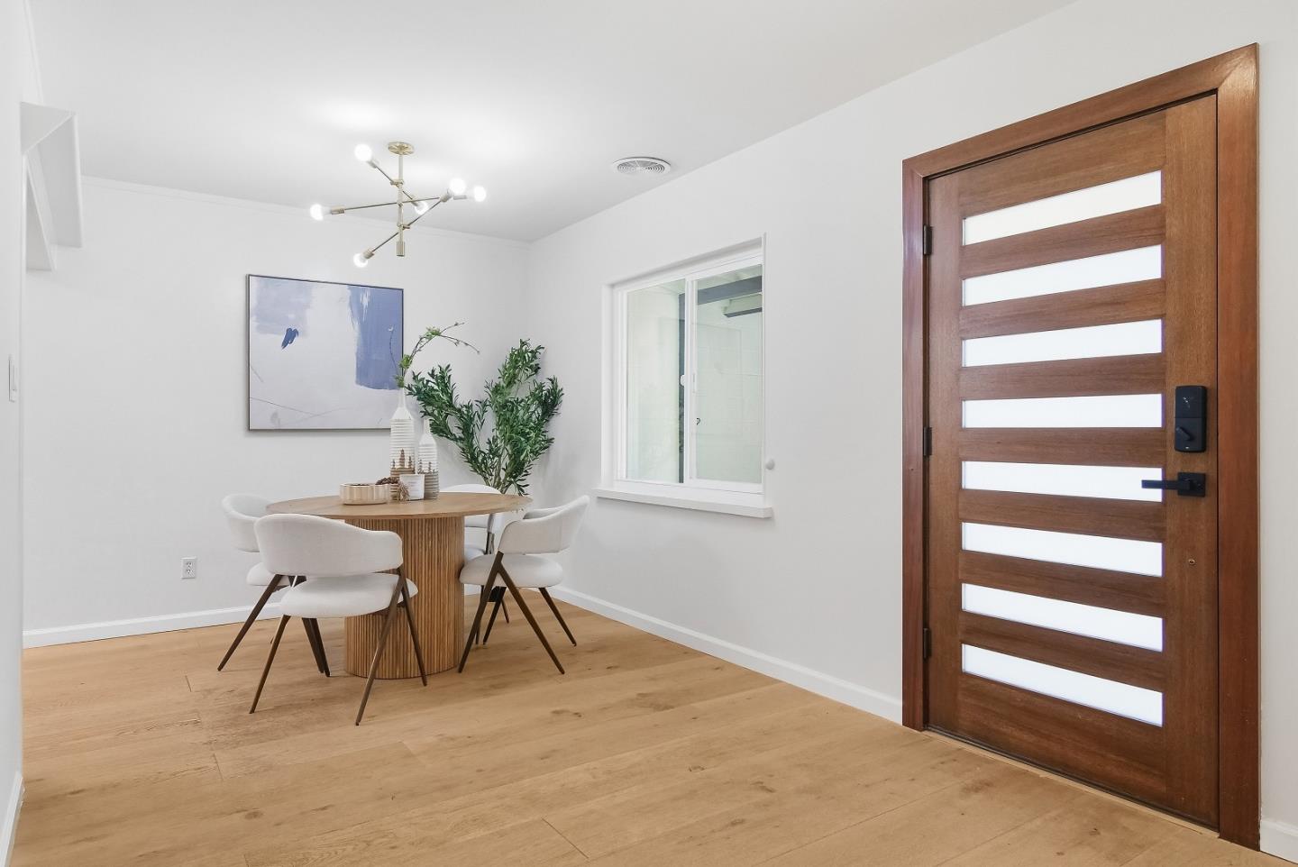 Detail Gallery Image 4 of 48 For 285 W Arbor Ave, Sunnyvale,  CA 94085 - 3 Beds | 2 Baths